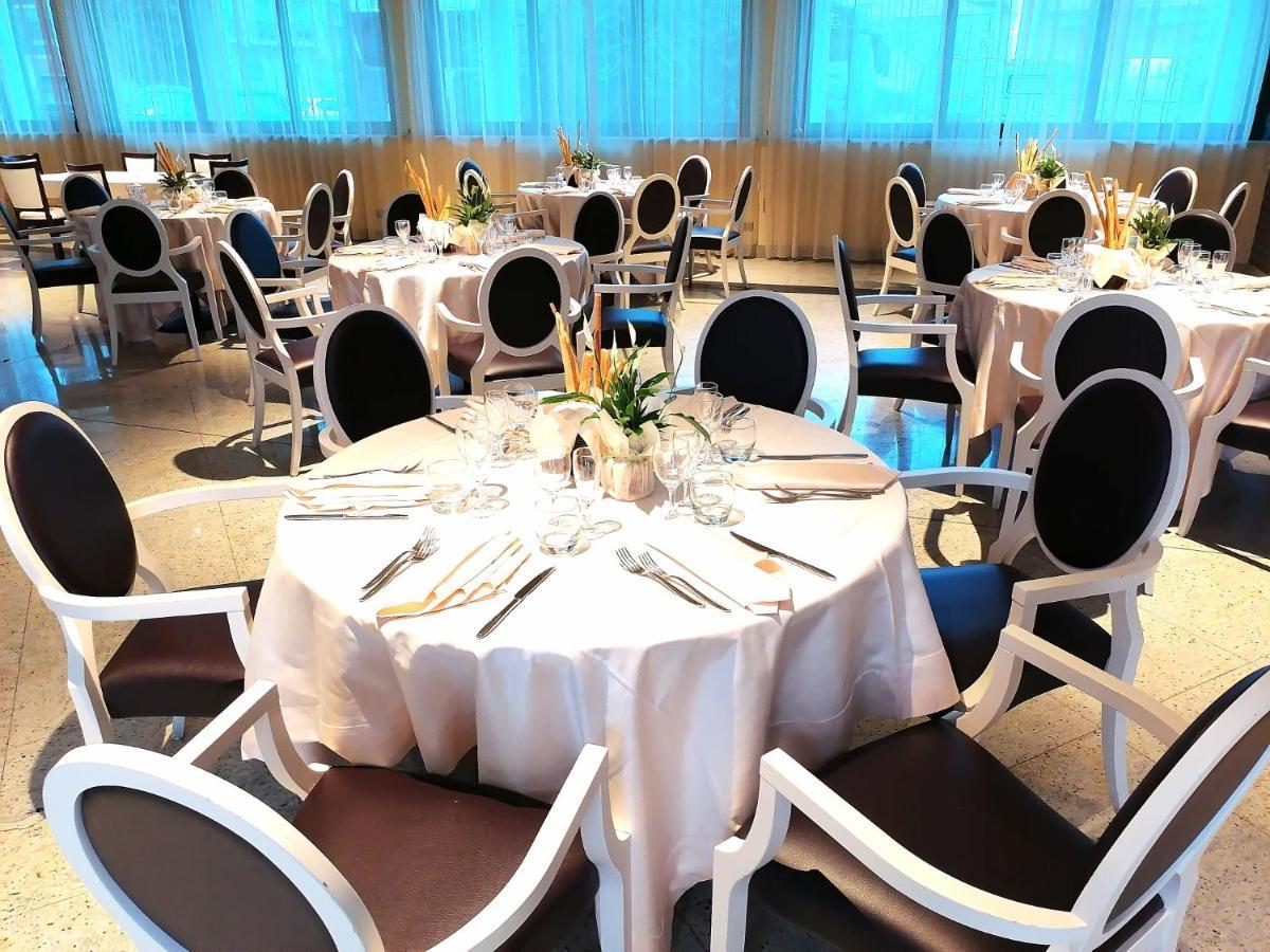 Hotel Parisi Nichelino Bagian luar foto